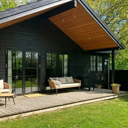 Modern Wooden House Built In A Classic Style * Glesborg